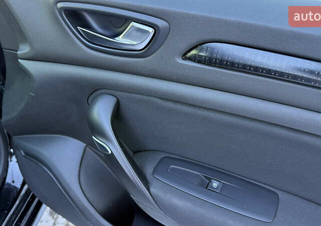 Чорний Рено Меган, об'ємом двигуна 1.46 л та пробігом 187 тис. км за 13800 $, фото 55 на Automoto.ua