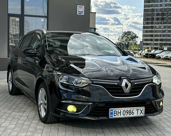 Черный Рено Меган, объемом двигателя 1.46 л и пробегом 219 тыс. км за 11900 $, фото 2 на Automoto.ua
