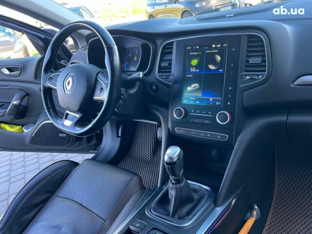 Рено Меган 2017 у Львові на Automoto.ua Чорний Рено Меган, об'ємом двигуна 1.6 л та пробігом 221 тис. км за 13990 $, фото 36 на Automoto.ua