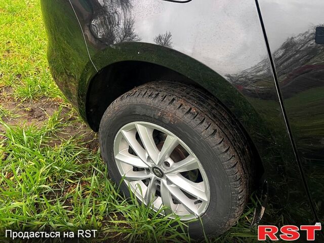 Черный Рено Меган, объемом двигателя 1.5 л и пробегом 183 тыс. км за 11500 $, фото 7 на Automoto.ua