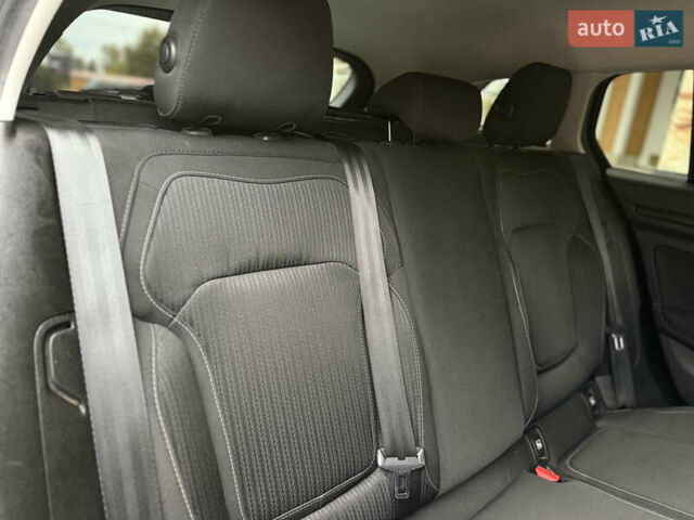 Черный Рено Меган, объемом двигателя 1.5 л и пробегом 152 тыс. км за 12500 $, фото 16 на Automoto.ua