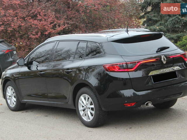 Черный Рено Меган, объемом двигателя 1.46 л и пробегом 198 тыс. км за 12300 $, фото 8 на Automoto.ua