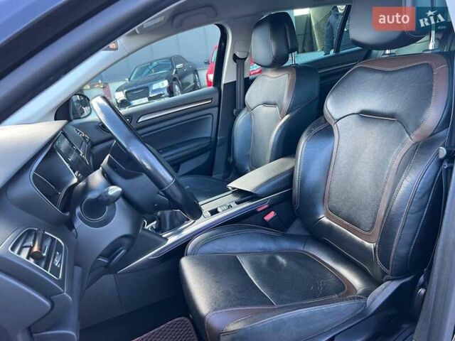 Чорний Рено Меган, об'ємом двигуна 1.6 л та пробігом 221 тис. км за 13990 $, фото 17 на Automoto.ua