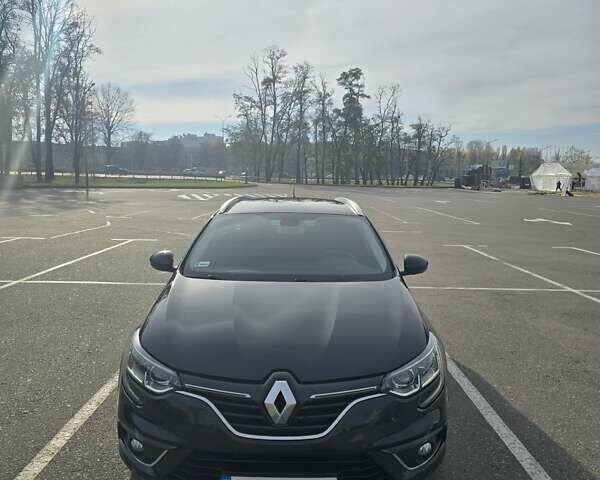 Черный Рено Меган, объемом двигателя 1.46 л и пробегом 206 тыс. км за 13200 $, фото 4 на Automoto.ua