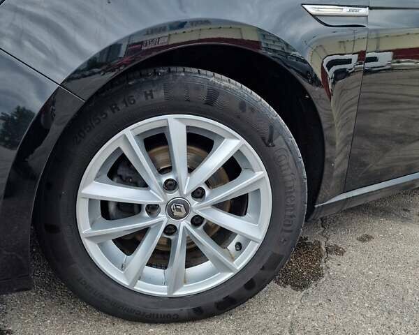 Черный Рено Меган, объемом двигателя 1.46 л и пробегом 200 тыс. км за 13500 $, фото 10 на Automoto.ua