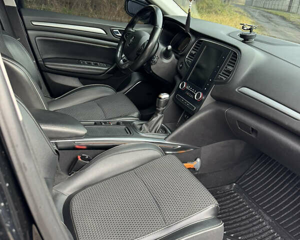 Черный Рено Меган, объемом двигателя 1.46 л и пробегом 267 тыс. км за 14100 $, фото 17 на Automoto.ua