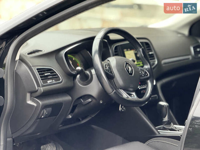 Черный Рено Меган, объемом двигателя 1.5 л и пробегом 152 тыс. км за 12500 $, фото 32 на Automoto.ua