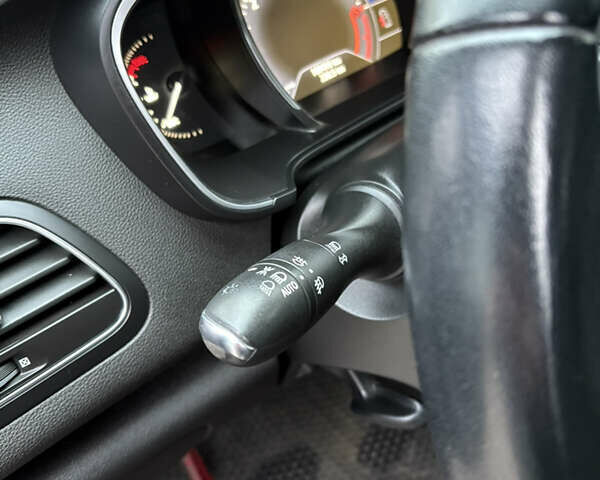 Черный Рено Меган, объемом двигателя 1.46 л и пробегом 190 тыс. км за 12200 $, фото 21 на Automoto.ua