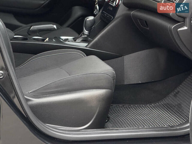 Черный Рено Меган, объемом двигателя 1.5 л и пробегом 152 тыс. км за 12500 $, фото 35 на Automoto.ua