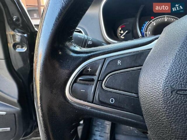 Черный Рено Меган, объемом двигателя 1.46 л и пробегом 205 тыс. км за 13550 $, фото 49 на Automoto.ua