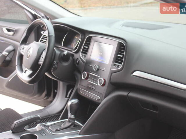 Черный Рено Меган, объемом двигателя 1.46 л и пробегом 198 тыс. км за 12300 $, фото 20 на Automoto.ua