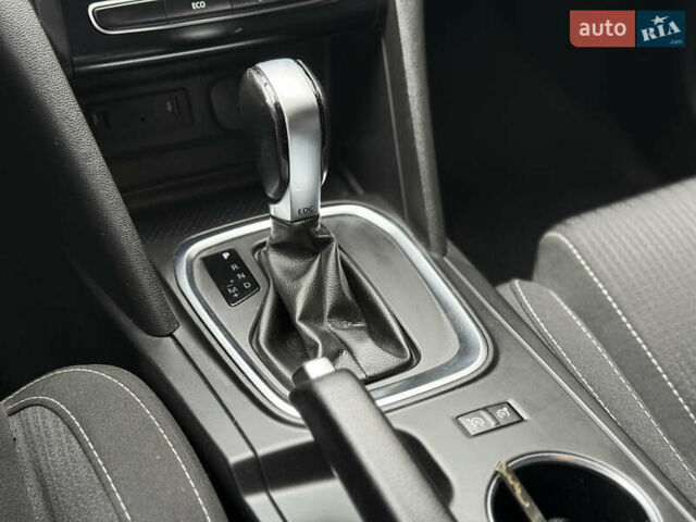 Черный Рено Меган, объемом двигателя 1.5 л и пробегом 152 тыс. км за 12500 $, фото 24 на Automoto.ua