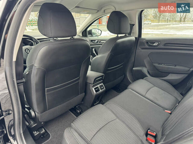 Черный Рено Меган, объемом двигателя 1.5 л и пробегом 67 тыс. км за 14996 $, фото 45 на Automoto.ua