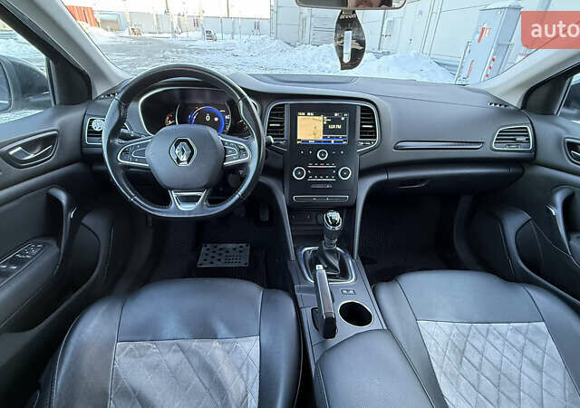 Чорний Рено Меган, об'ємом двигуна 1.46 л та пробігом 187 тис. км за 13800 $, фото 61 на Automoto.ua