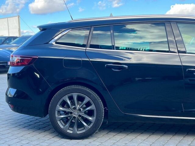 Рено Меган 2017 у Львові на Automoto.ua Чорний Рено Меган, об'ємом двигуна 1.6 л та пробігом 221 тис. км за 13990 $, фото 8 на Automoto.ua