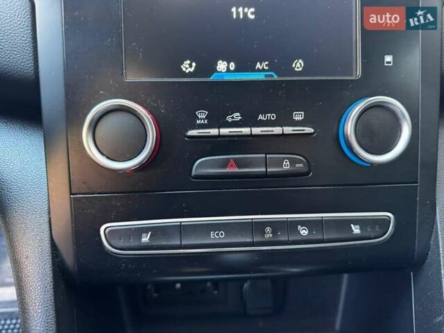 Черный Рено Меган, объемом двигателя 1.46 л и пробегом 205 тыс. км за 13550 $, фото 41 на Automoto.ua