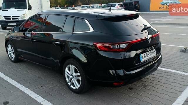 Черный Рено Меган, объемом двигателя 1.46 л и пробегом 235 тыс. км за 14000 $, фото 4 на Automoto.ua