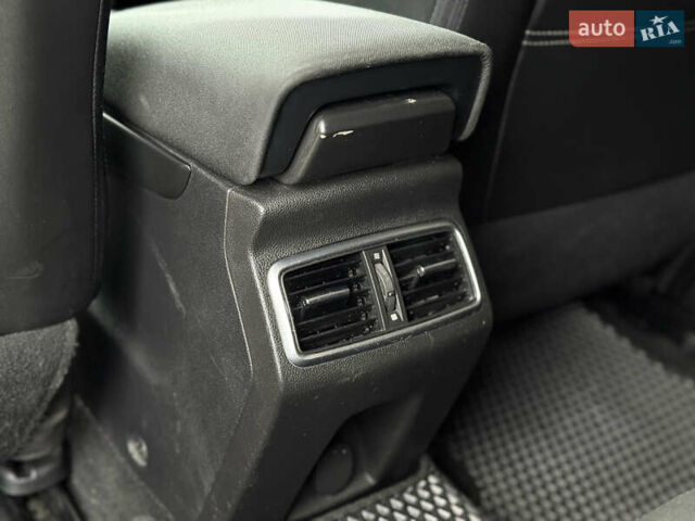 Черный Рено Меган, объемом двигателя 1.5 л и пробегом 152 тыс. км за 12500 $, фото 23 на Automoto.ua