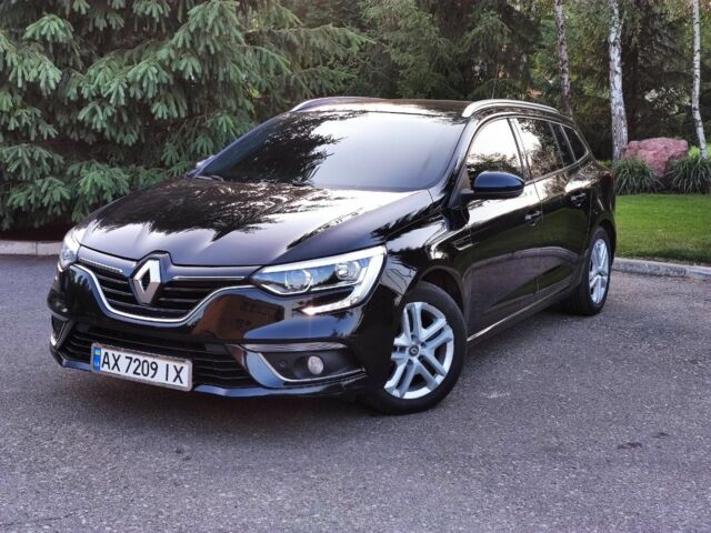 Черный Рено Меган, объемом двигателя 1.5 л и пробегом 197 тыс. км за 11800 $, фото 5 на Automoto.ua