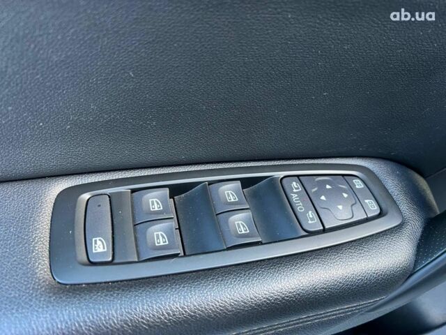 Рено Меган 2017 у Львові на Automoto.ua Чорний Рено Меган, об'ємом двигуна 1.6 л та пробігом 221 тис. км за 13990 $, фото 14 на Automoto.ua