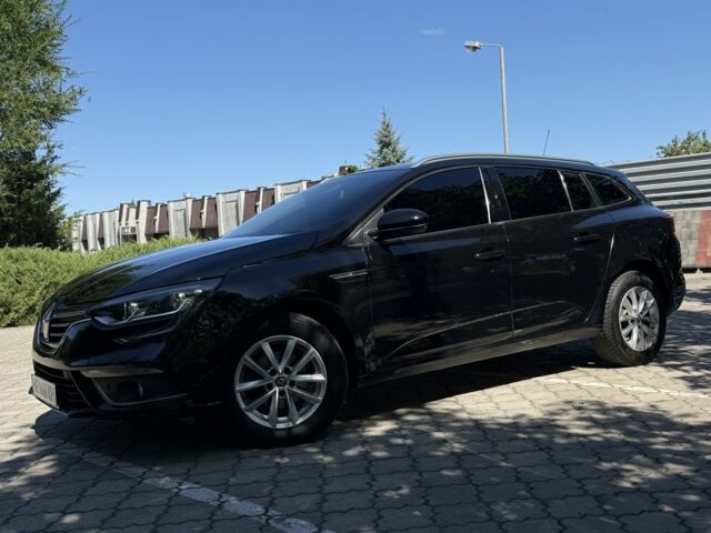 Черный Рено Меган, объемом двигателя 1.5 л и пробегом 245 тыс. км за 12999 $, фото 4 на Automoto.ua