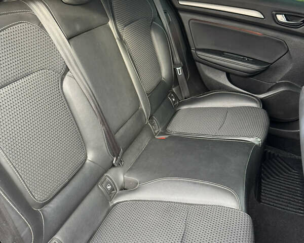 Черный Рено Меган, объемом двигателя 1.46 л и пробегом 267 тыс. км за 14100 $, фото 16 на Automoto.ua