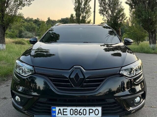 Черный Рено Меган, объемом двигателя 1.46 л и пробегом 299 тыс. км за 12800 $, фото 3 на Automoto.ua