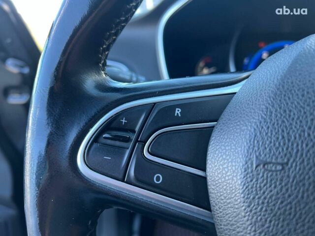 Рено Меган 2017 у Львові на Automoto.ua Чорний Рено Меган, об'ємом двигуна 1.6 л та пробігом 221 тис. км за 13990 $, фото 21 на Automoto.ua