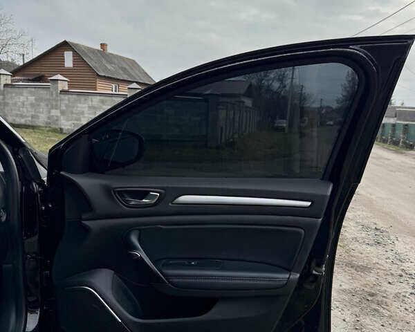 Черный Рено Меган, объемом двигателя 1.46 л и пробегом 267 тыс. км за 14100 $, фото 18 на Automoto.ua