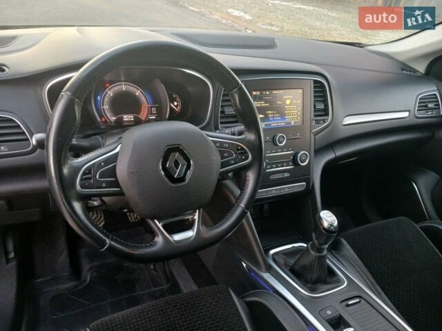 Черный Рено Меган, объемом двигателя 1.5 л и пробегом 99 тыс. км за 13800 $, фото 6 на Automoto.ua