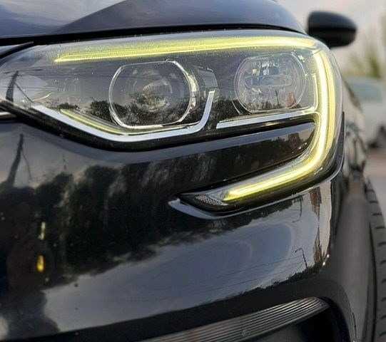 Черный Рено Меган, объемом двигателя 1.46 л и пробегом 195 тыс. км за 11000 $, фото 4 на Automoto.ua
