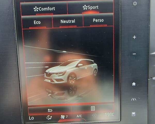 Черный Рено Меган, объемом двигателя 1.46 л и пробегом 200 тыс. км за 13500 $, фото 24 на Automoto.ua