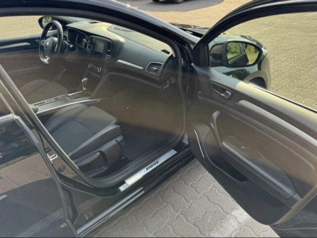 Черный Рено Меган, объемом двигателя 1.5 л и пробегом 246 тыс. км за 16490 $, фото 4 на Automoto.ua