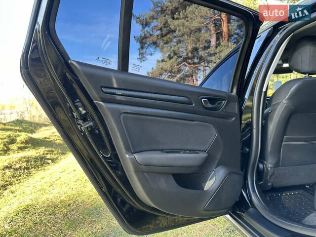 Чорний Рено Меган, об'ємом двигуна 1.46 л та пробігом 178 тис. км за 12700 $, фото 32 на Automoto.ua