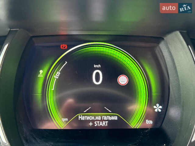 Черный Рено Меган, объемом двигателя 1.5 л и пробегом 254 тыс. км за 13500 $, фото 28 на Automoto.ua