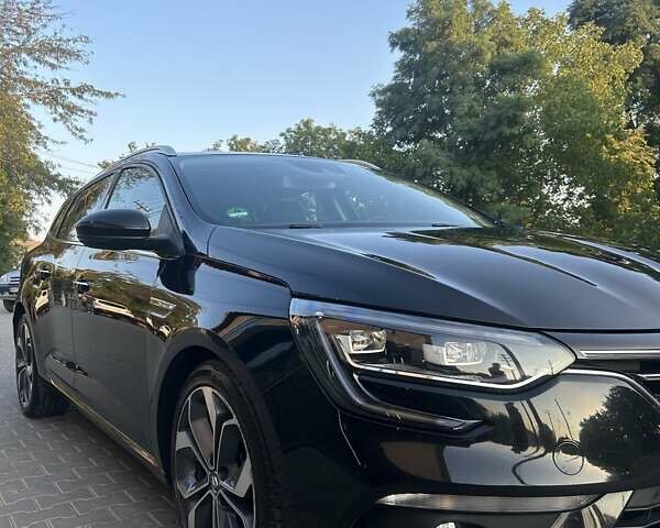 Черный Рено Меган, объемом двигателя 1.62 л и пробегом 174 тыс. км за 17000 $, фото 7 на Automoto.ua