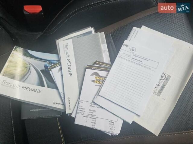 Чорний Рено Меган, об'ємом двигуна 1.46 л та пробігом 210 тис. км за 14300 $, фото 68 на Automoto.ua