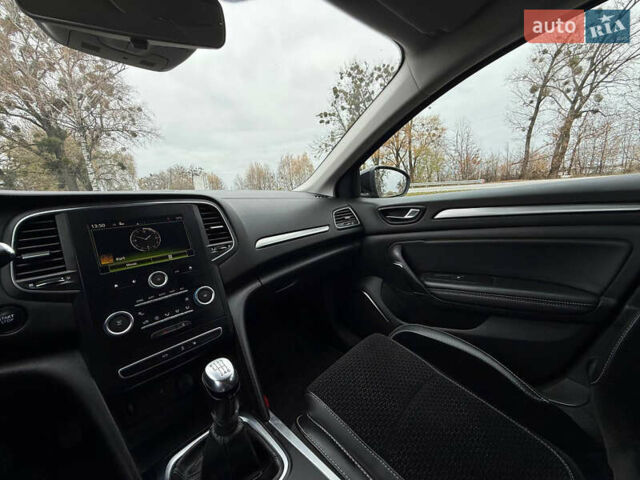 Черный Рено Меган, объемом двигателя 1.5 л и пробегом 254 тыс. км за 13500 $, фото 32 на Automoto.ua
