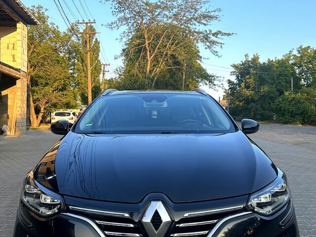 Черный Рено Меган, объемом двигателя 1.6 л и пробегом 174 тыс. км за 17000 $, фото 5 на Automoto.ua