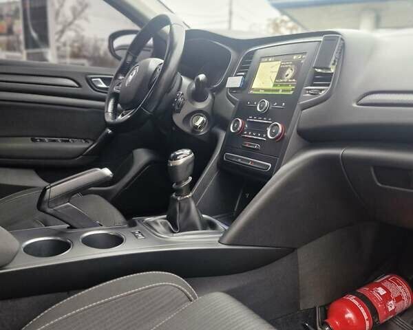 Черный Рено Меган, объемом двигателя 1.46 л и пробегом 207 тыс. км за 13200 $, фото 29 на Automoto.ua
