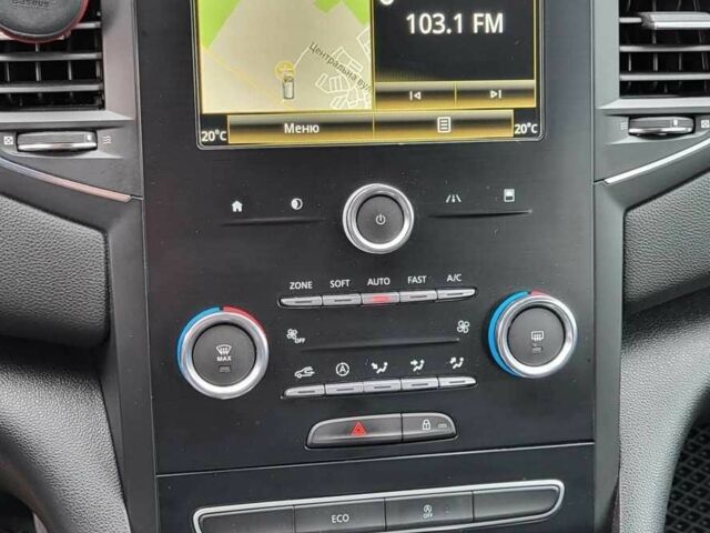 Чорний Рено Меган, об'ємом двигуна 1.46 л та пробігом 212 тис. км за 10800 $, фото 6 на Automoto.ua