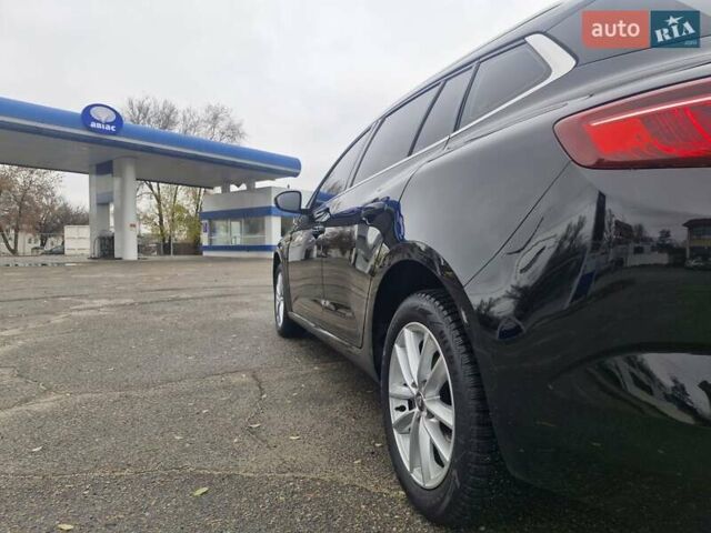 Черный Рено Меган, объемом двигателя 1.46 л и пробегом 207 тыс. км за 13200 $, фото 4 на Automoto.ua