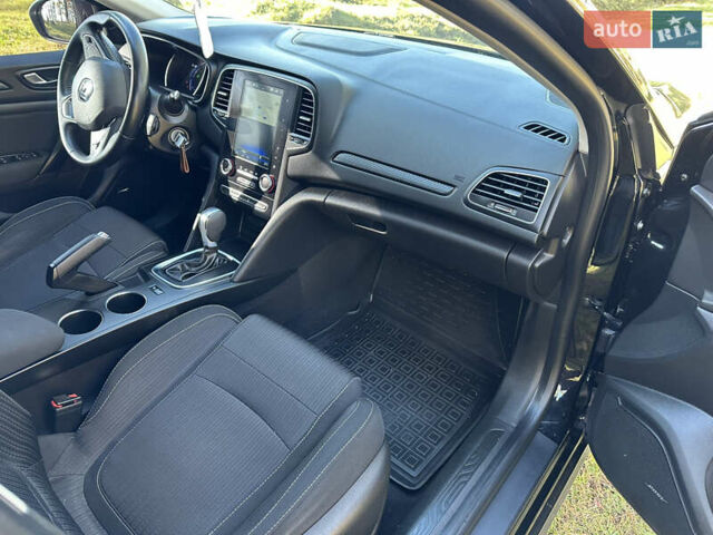 Чорний Рено Меган, об'ємом двигуна 1.46 л та пробігом 178 тис. км за 12700 $, фото 44 на Automoto.ua