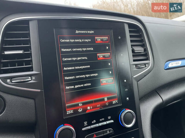 Чорний Рено Меган, об'ємом двигуна 1.46 л та пробігом 190 тис. км за 12250 $, фото 33 на Automoto.ua