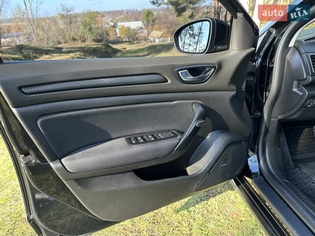 Чорний Рено Меган, об'ємом двигуна 1.46 л та пробігом 178 тис. км за 12700 $, фото 40 на Automoto.ua