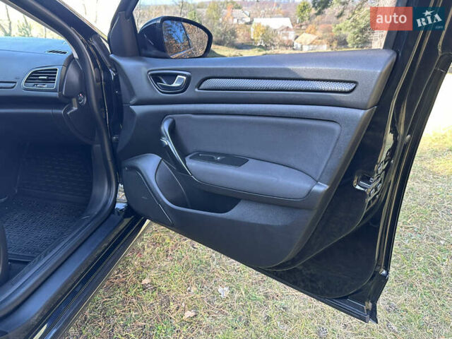Чорний Рено Меган, об'ємом двигуна 1.46 л та пробігом 178 тис. км за 12700 $, фото 43 на Automoto.ua