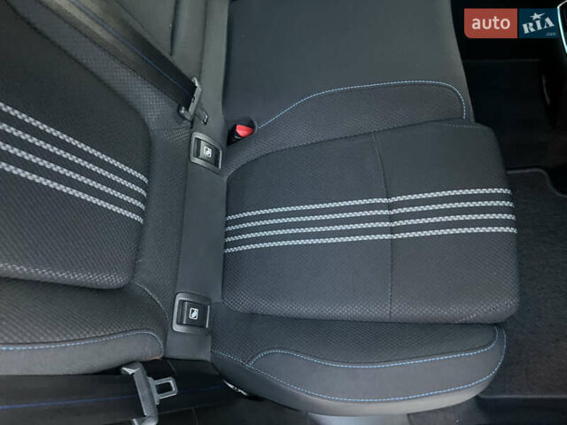 Черный Рено Меган, объемом двигателя 1.46 л и пробегом 199 тыс. км за 16600 $, фото 61 на Automoto.ua