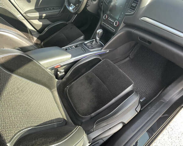 Чорний Рено Меган, об'ємом двигуна 1.46 л та пробігом 186 тис. км за 16600 $, фото 10 на Automoto.ua