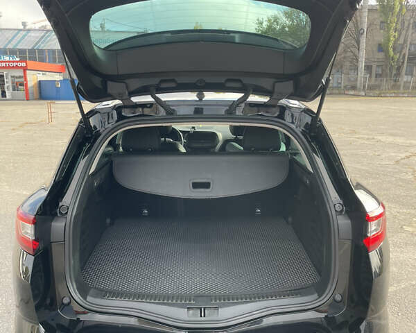 Чорний Рено Меган, об'ємом двигуна 1.46 л та пробігом 186 тис. км за 16600 $, фото 11 на Automoto.ua