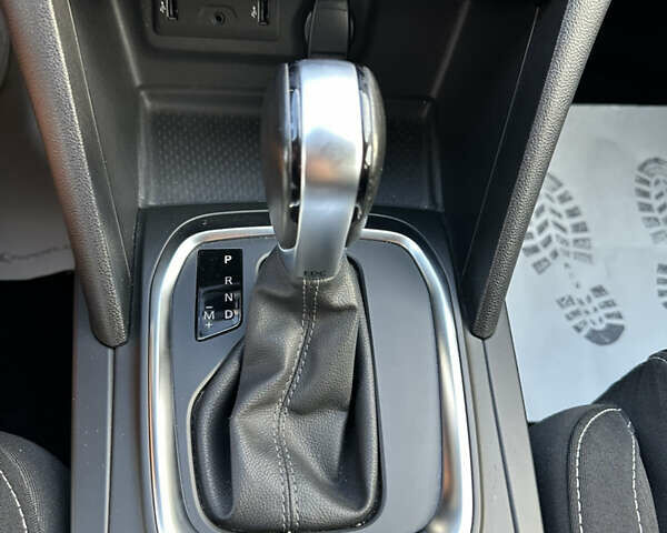 Чорний Рено Меган, об'ємом двигуна 1.5 л та пробігом 165 тис. км за 14499 $, фото 39 на Automoto.ua